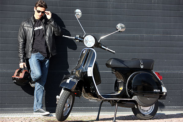PX-125-schwarz